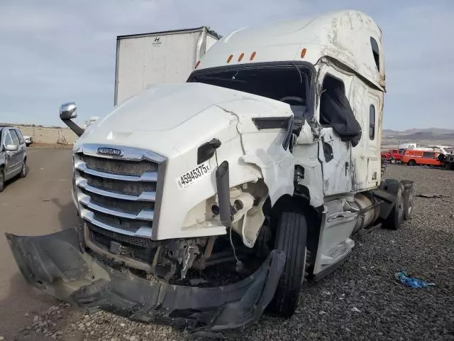 2019 Freightliner Cascadia Semi Truck