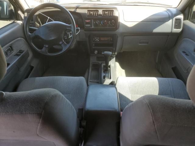 2000 Nissan Frontier Crew Cab XE