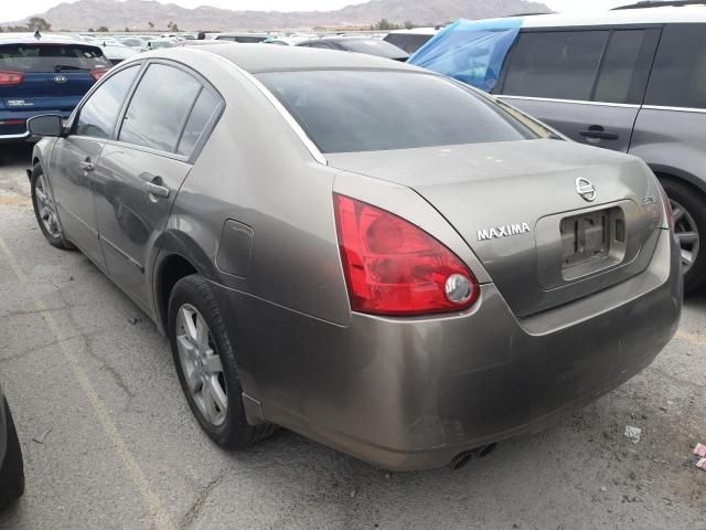 2004 Nissan Maxima SE