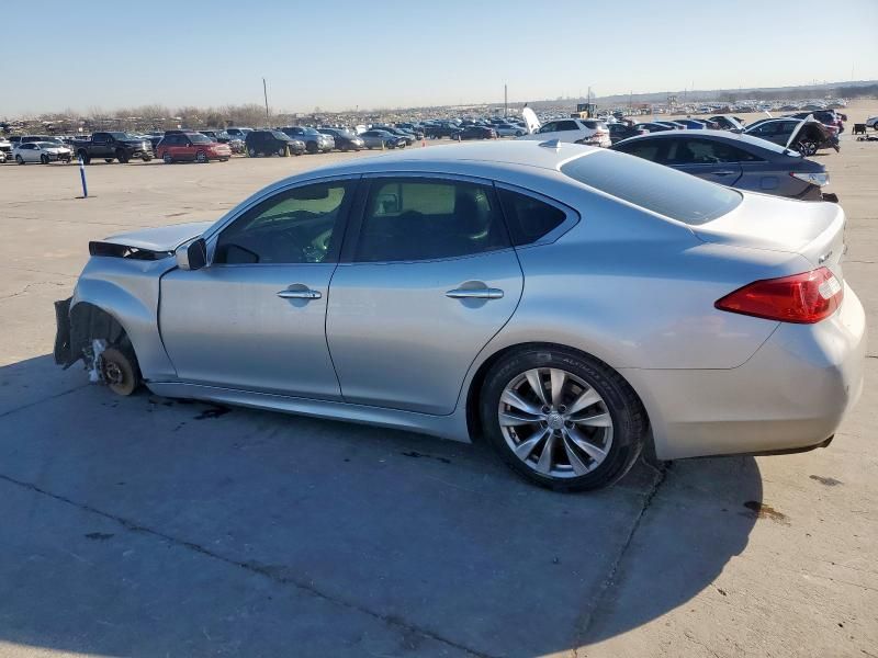 2013 Infiniti M37