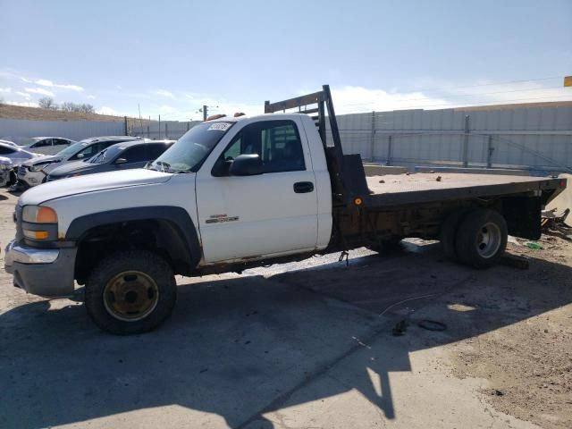 2004 GMC New Sierra K3500