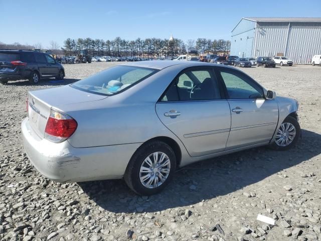 2005 Toyota Camry LE