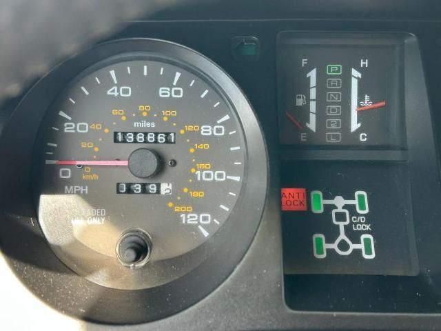 2000 Mitsubishi Montero