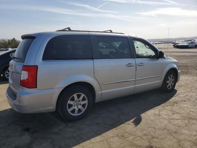 2012 Chrysler Town & Country Touring