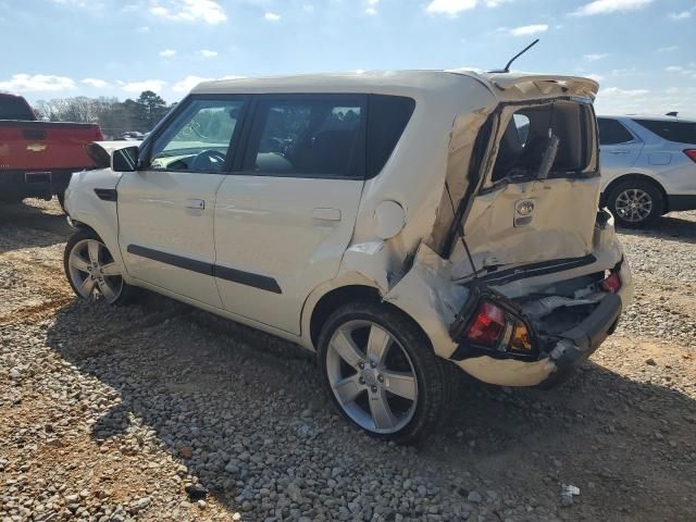 2010 KIA Soul +