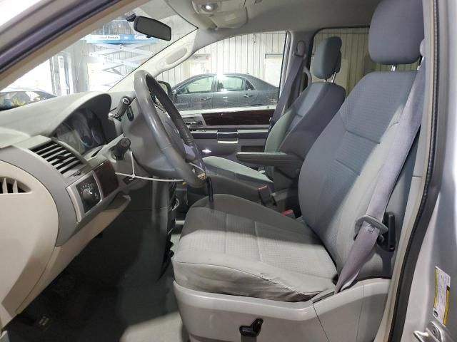 2010 Chrysler Town & Country Touring