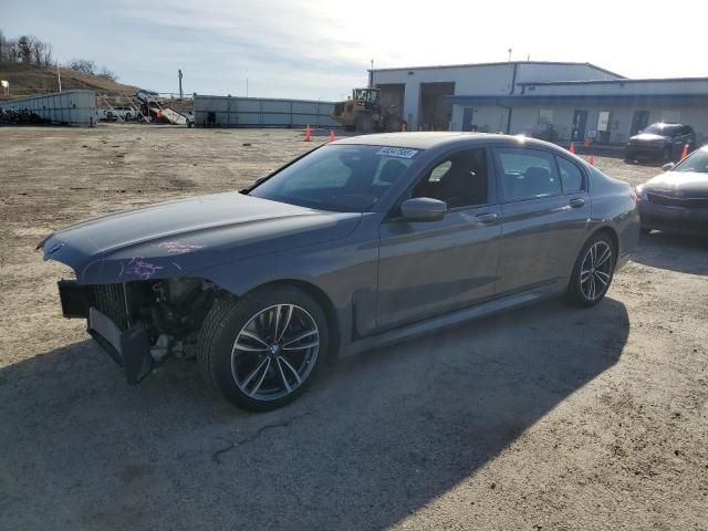 2021 BMW 740 XI