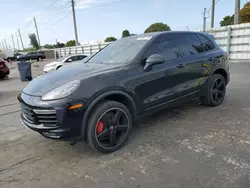 Porsche Cayenne Vehiculos salvage en venta: 2016 Porsche Cayenne Turbo