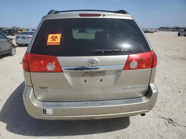 2008 Toyota Sienna XLE