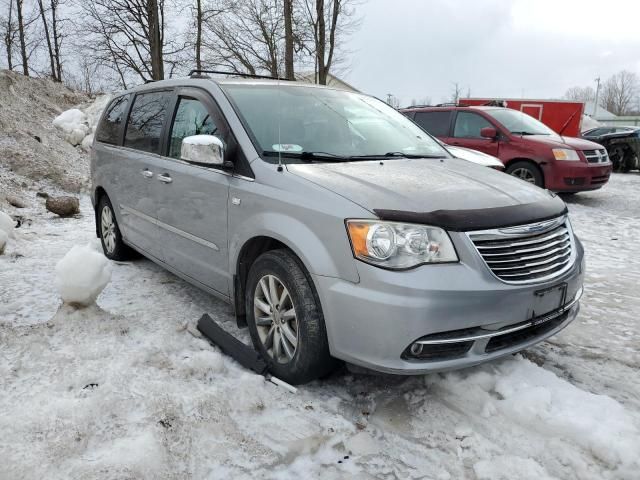 2014 Chrysler Town & Country Touring L