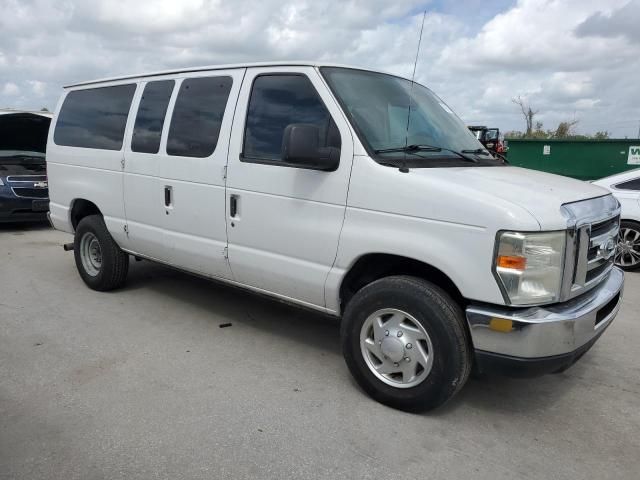 2013 Ford Econoline E350 Super Duty Wagon