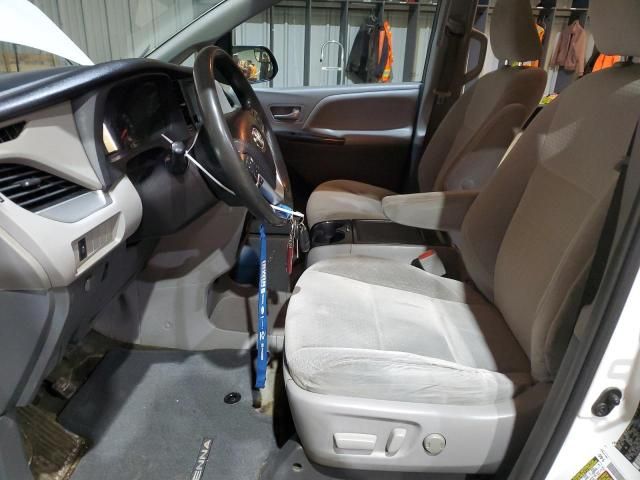 2015 Toyota Sienna LE