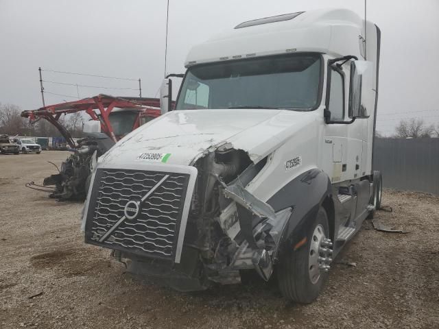 2018 Volvo VN VNL Semi Truck