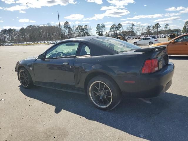 2004 Ford Mustang