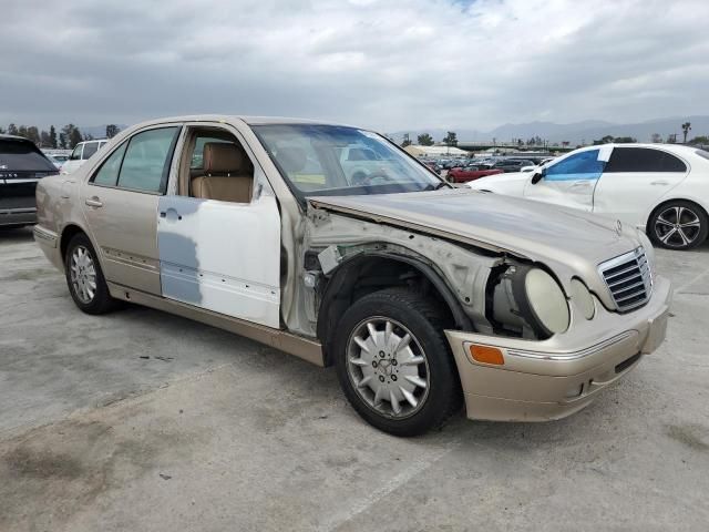 2001 Mercedes-Benz E 320