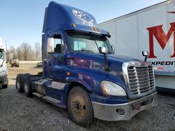 Vehiculos salvage en venta de Copart Portland, MI: 2012 Freightliner Cascadia 125 Semi Truck