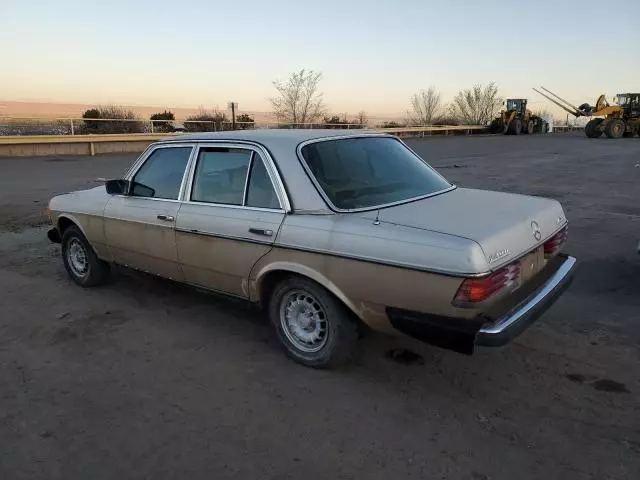 1982 Mercedes-Benz 240 D