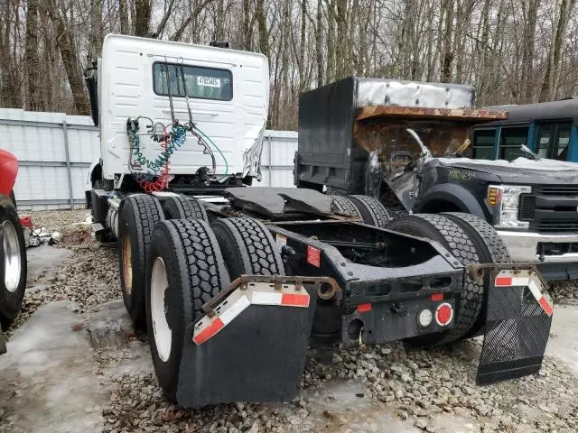 2020 Volvo VN Semi Truck