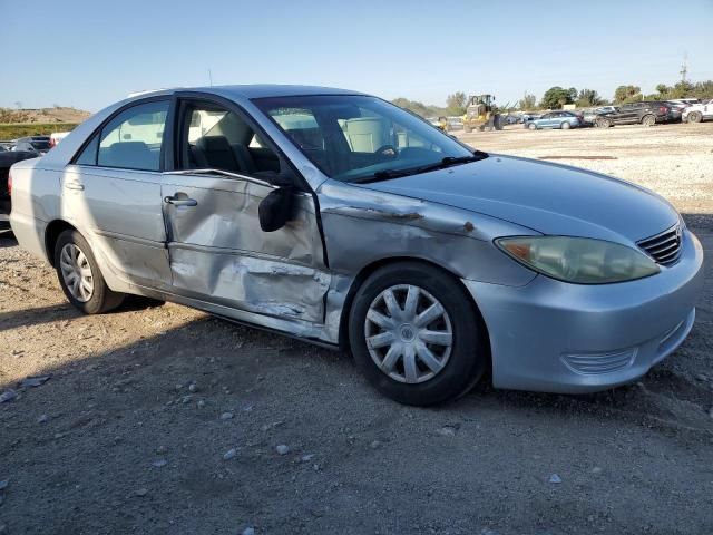 2005 Toyota Camry LE