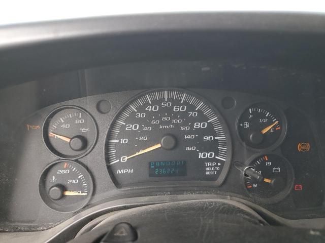 2004 GMC Savana G2500