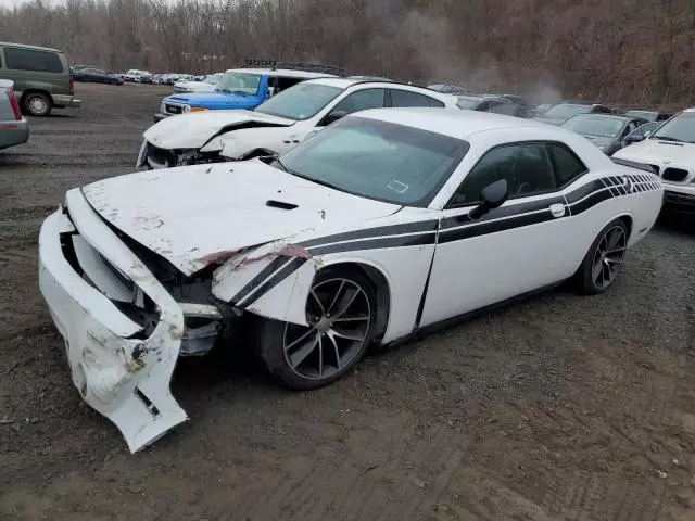 2014 Dodge Challenger SXT