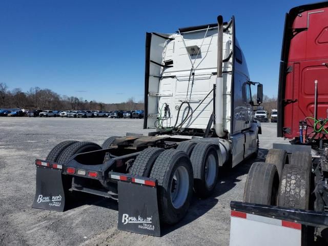 2012 Volvo VN Semi Truck