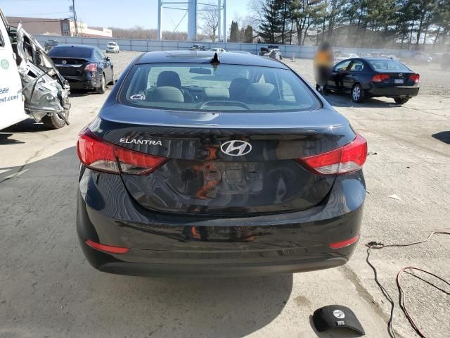 2014 Hyundai Elantra SE