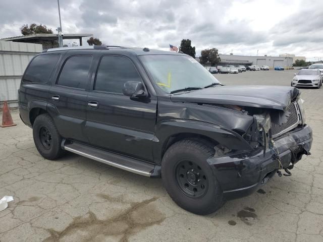 2004 Cadillac Escalade Luxury