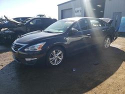 Salvage cars for sale at Elgin, IL auction: 2015 Nissan Altima 2.5