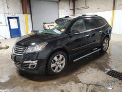 Carros salvage sin ofertas aún a la venta en subasta: 2017 Chevrolet Traverse Premier