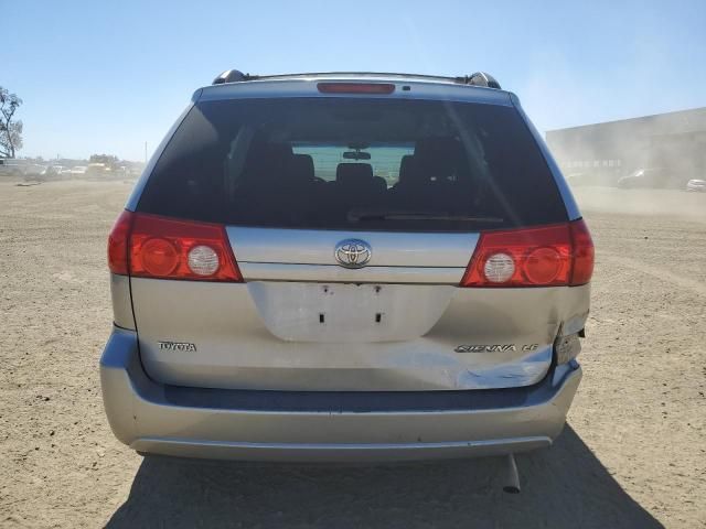 2010 Toyota Sienna CE