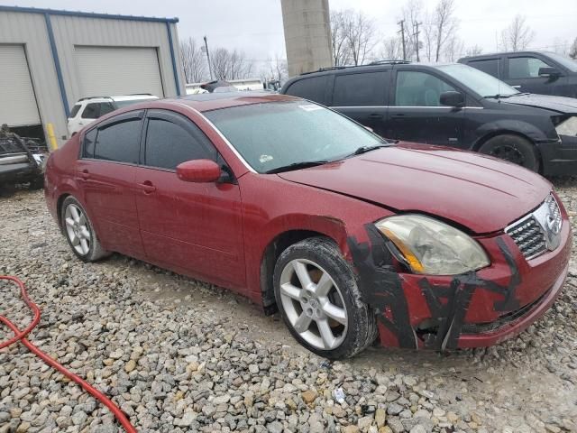 2004 Nissan Maxima SE