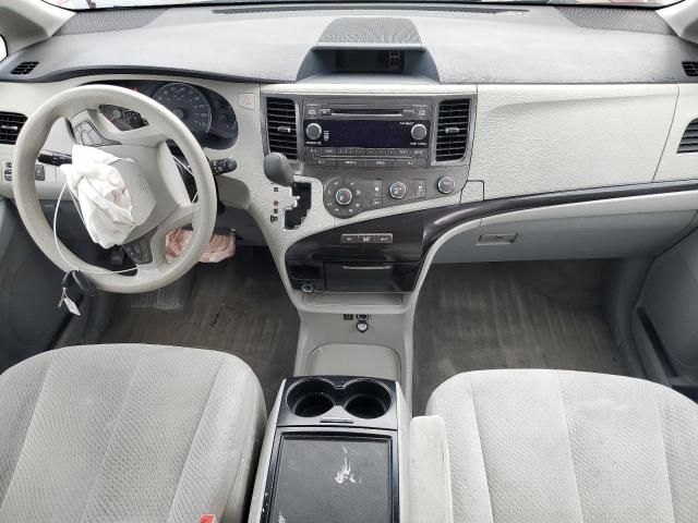 2012 Toyota Sienna LE