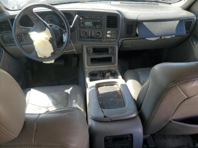 2004 Chevrolet Suburban C1500