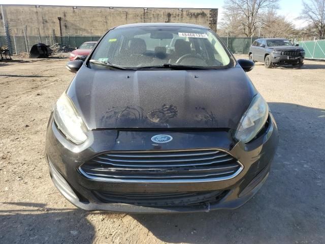 2015 Ford Fiesta SE