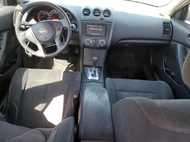 2010 Nissan Altima Base