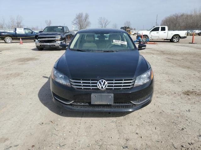 2013 Volkswagen Passat SE