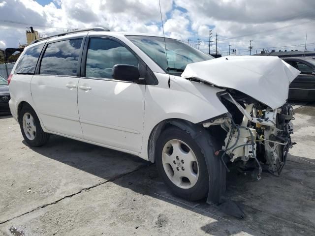 2006 Toyota Sienna CE