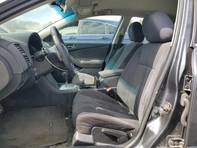 2010 Nissan Altima Base