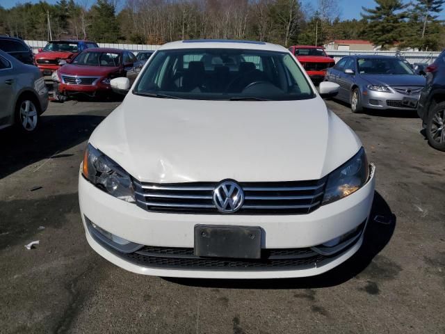 2015 Volkswagen Passat SE