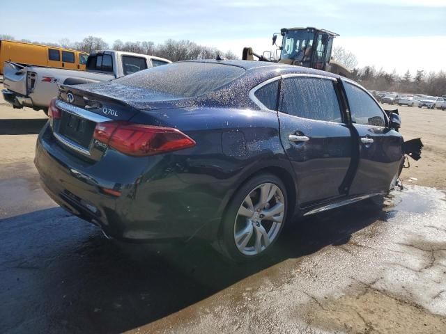 2017 Infiniti Q70L 5.6