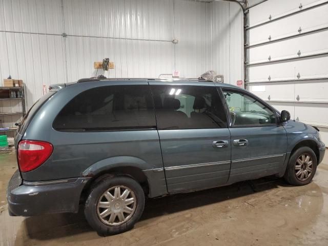 2005 Chrysler Town & Country Limited