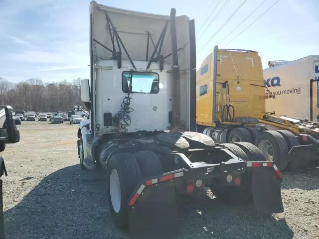 2016 Peterbilt 579