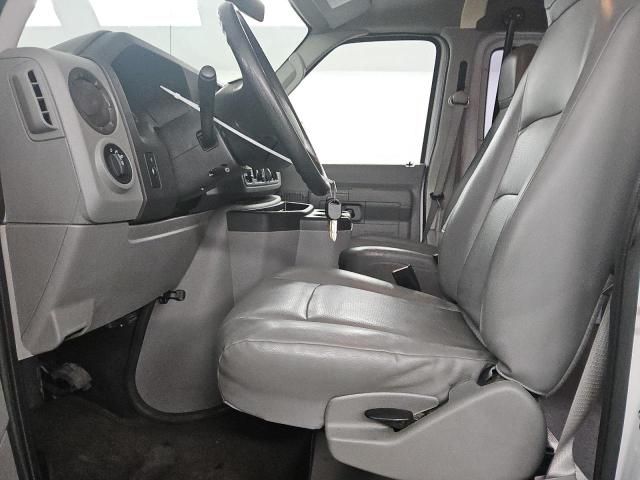 2013 Ford Econoline E250 Van