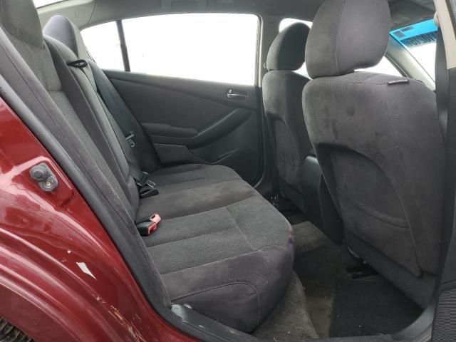 2011 Nissan Altima Base