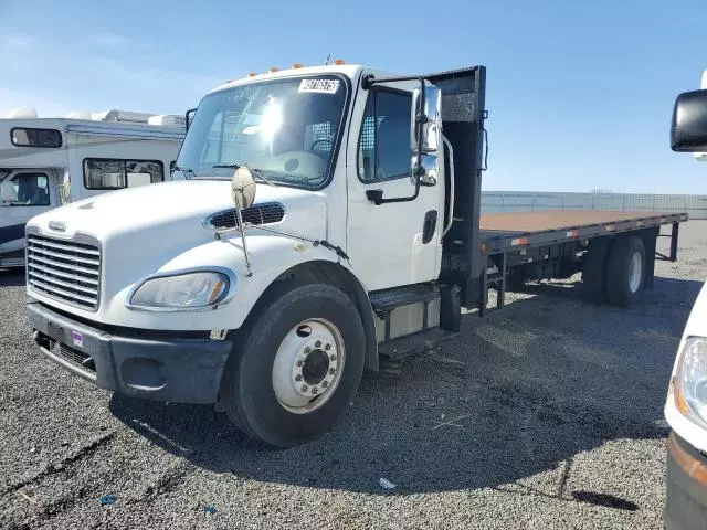 2013 Freightliner Business Class M2 Flat BED Truck