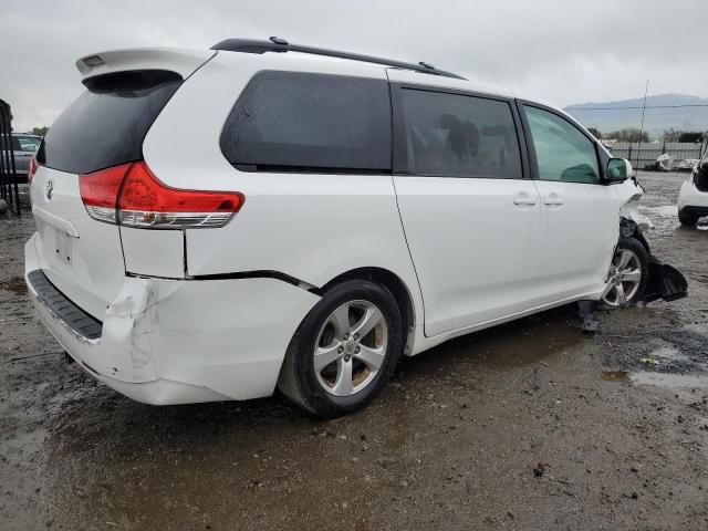 2012 Toyota Sienna LE