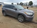 2016 Toyota Highlander LE