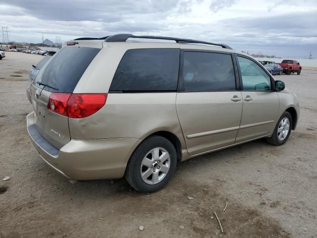 2006 Toyota Sienna CE