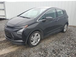 Carros salvage sin ofertas aún a la venta en subasta: 2023 Chevrolet Bolt EV 1LT